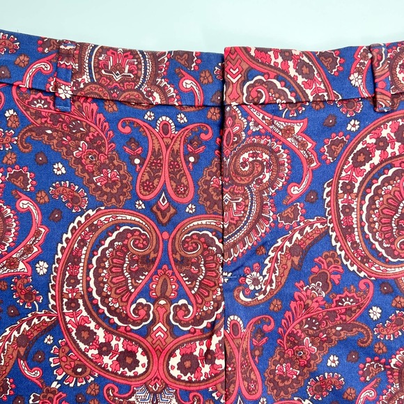 Banana Republic Womens Size 2 Blue Paisley Shorts Summer Beach - Picture 3 of 7